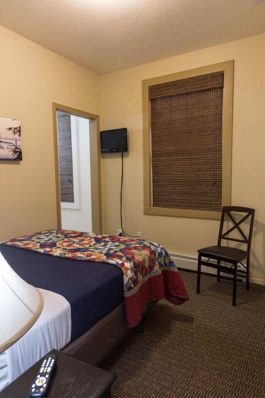 Hotel Cathlamet Exterior photo