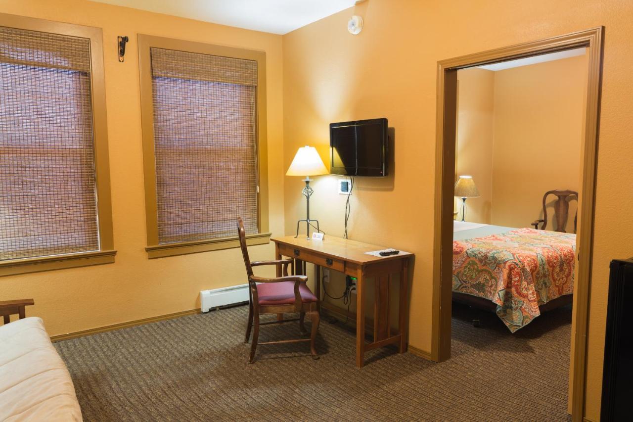 Hotel Cathlamet Exterior photo